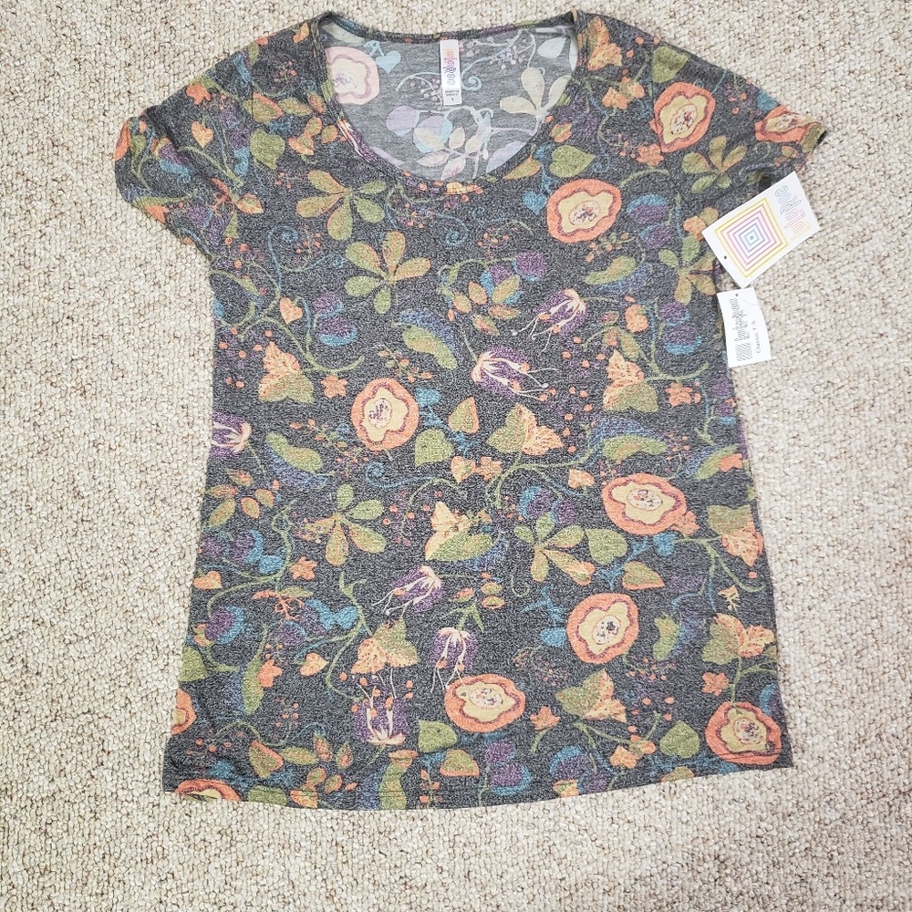 LuLaRoe Randi Outfit! - Picture 3 of 3
